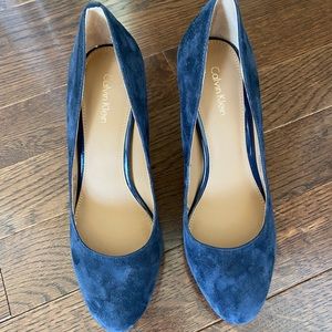 CALVIN KLEIN Paulette Suede Pumps